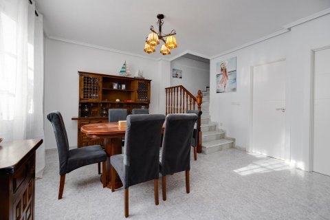 Villa pārdošanā Torrevieja, Alicante, Spānijā 3 istabas, 105 m2 Nr. 147362 - attēls 9