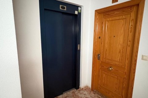 Appartamento in vendita a Torrevieja, Alicante, Spagna 2 camere da letto, 85 mq. N° 147364 - foto 12