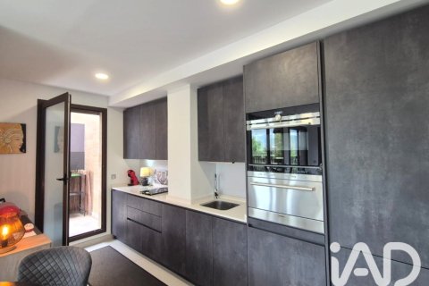 Huoneisto myytävänä Valencia, Espanja, 2 makuuhuonetta, 84 m2 No. 187643 - kuva 6