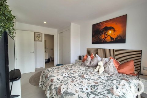Huoneisto myytävänä Valencia, Espanja, 2 makuuhuonetta, 84 m2 No. 187643 - kuva 10
