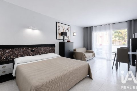 Huoneisto myytävänä Salou, Tarragona, Espanja , 41 m2 No. 187645 - kuva 7