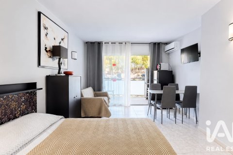 Huoneisto myytävänä Salou, Tarragona, Espanja , 41 m2 No. 187645 - kuva 6