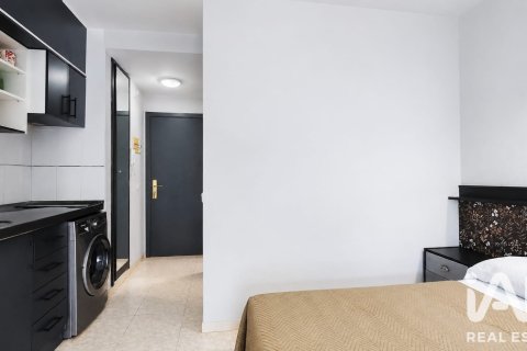 Huoneisto myytävänä Salou, Tarragona, Espanja , 41 m2 No. 187645 - kuva 3