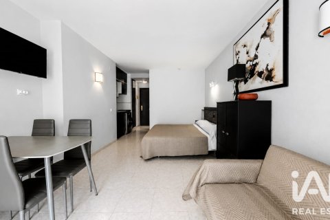 Huoneisto myytävänä Salou, Tarragona, Espanja , 41 m2 No. 187645 - kuva 4