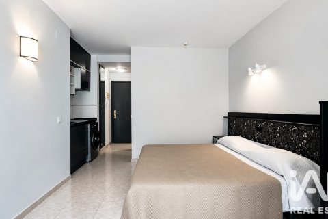 Huoneisto myytävänä Salou, Tarragona, Espanja , 41 m2 No. 187645 - kuva 5