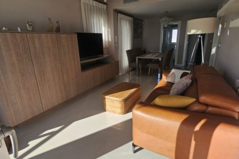 Kaupunkipientalo myytävänä Torrevieja, Alicante, Espanja, 4 makuuhuonetta,  No. 197002 - kuva 4