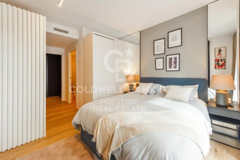 Apartment à vendre à Barcelona, Espagne, 3 chambres, 86 m2 No. 159424 - photo 3