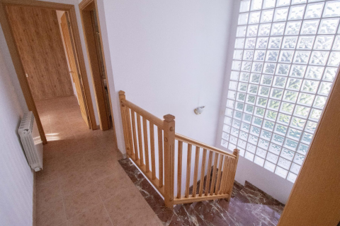 House for sale in Coma-Ruga, Tarragona, Spain 4 bedrooms, 165 sq.m. No. 141081 - photo 13