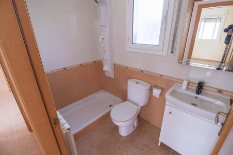 House for sale in Coma-Ruga, Tarragona, Spain 4 bedrooms, 165 sq.m. No. 141081 - photo 5