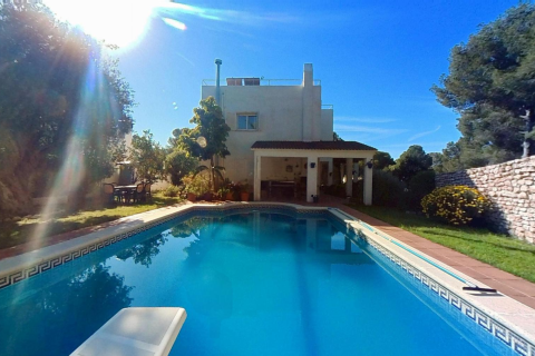 House for sale in Coma-Ruga, Tarragona, Spain 5 bedrooms, 307 sq.m. No. 141083 - photo 5
