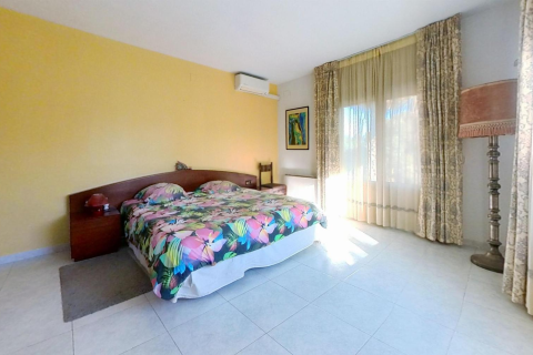 House for sale in Coma-Ruga, Tarragona, Spain 5 bedrooms, 307 sq.m. No. 141083 - photo 14