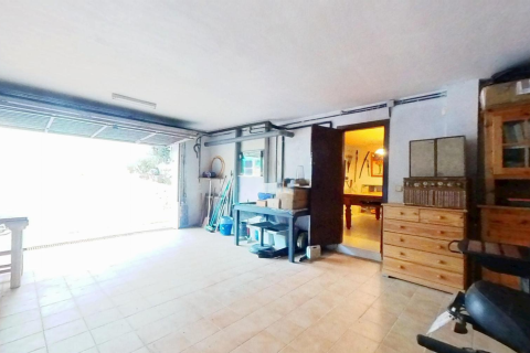 House for sale in Coma-Ruga, Tarragona, Spain 5 bedrooms, 307 sq.m. No. 141083 - photo 11