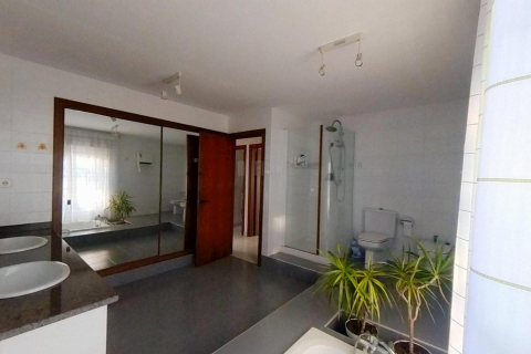 House for sale in Coma-Ruga, Tarragona, Spain 5 bedrooms, 307 sq.m. No. 141083 - photo 26