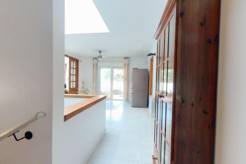 House for sale in Coma-Ruga, Tarragona, Spain 5 bedrooms, 307 sq.m. No. 141083 - photo 15