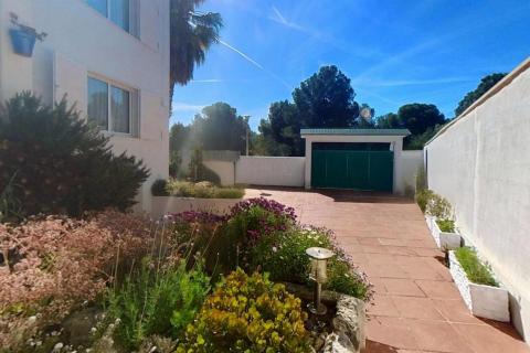 House for sale in Coma-Ruga, Tarragona, Spain 5 bedrooms, 307 sq.m. No. 141083 - photo 4