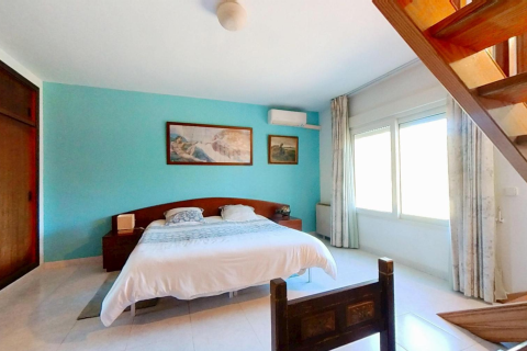 House for sale in Coma-Ruga, Tarragona, Spain 5 bedrooms, 307 sq.m. No. 141083 - photo 12