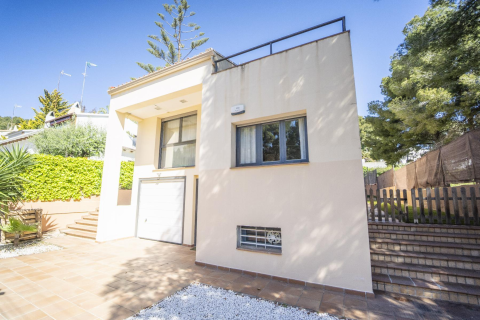 House for sale in Coma-Ruga, Tarragona, Spain 4 bedrooms, 300 sq.m. No. 141084 - photo 22