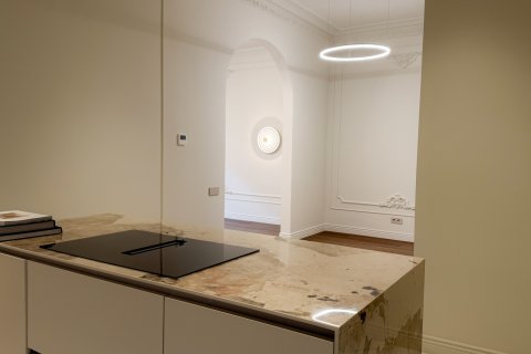 Apartment à vendre à Barcelona, Espagne, 4 chambres,  No. 141086 - photo 30