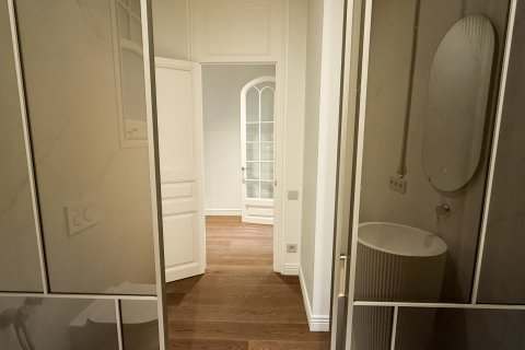 Apartment à vendre à Barcelona, Espagne, 4 chambres, No. 141086 - photo 19