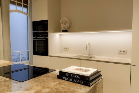 Apartment à vendre à Barcelona, Espagne, 4 chambres,  No. 141086 - photo 29