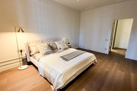 Apartment à vendre à Barcelona, Espagne, 4 chambres, No. 141086 - photo 15