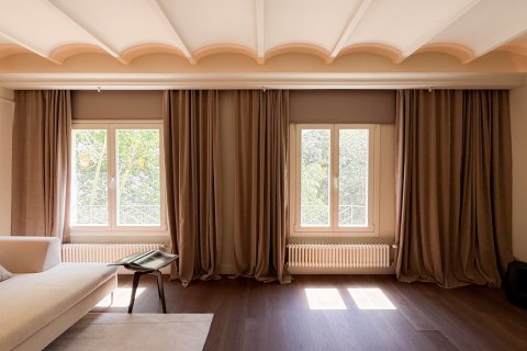 Lägenhet till salu i Barcelona, Spanien 3 sovrum, Nr. 141087 - foto 4