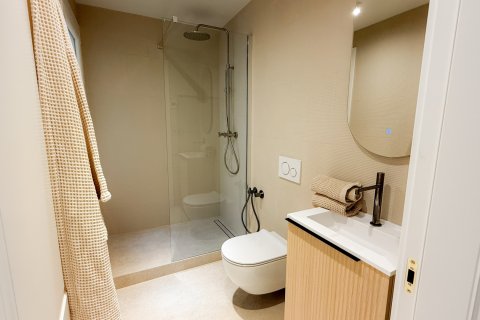 Lägenhet till salu i Barcelona, Spanien 3 sovrum, Nr. 141087 - foto 19