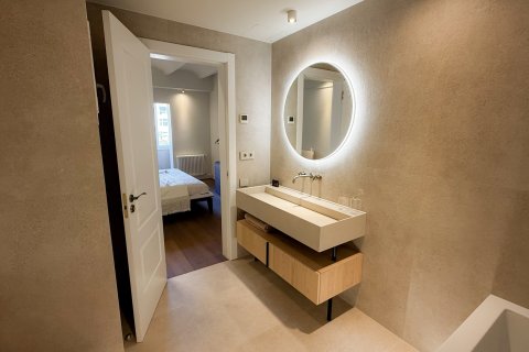 Lägenhet till salu i Barcelona, Spanien 3 sovrum, Nr. 141087 - foto 26