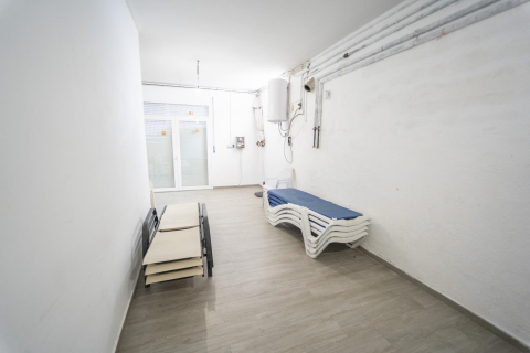 House for sale in Coma-Ruga, Tarragona, Spain 5 bedrooms, No. 141082 - photo 23