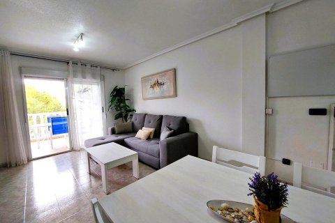 Huoneisto myytävänä Playa Flamenca II, Alicante, Espanja, 2 makuuhuonetta, 75 m2 No. 182997 - kuva 6