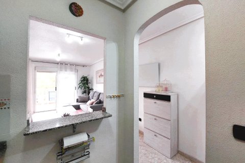 Huoneisto myytävänä Playa Flamenca II, Alicante, Espanja, 2 makuuhuonetta, 75 m2 No. 182997 - kuva 12