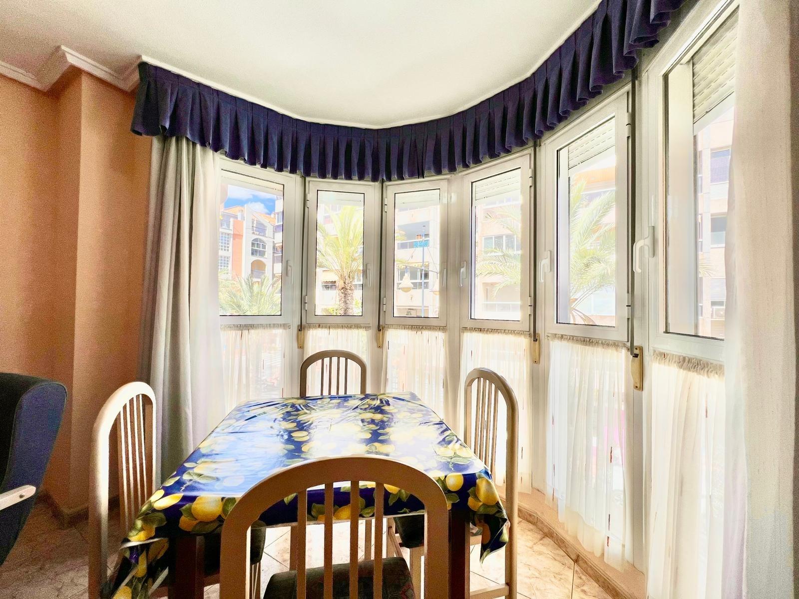 Wohnung in Torrevieja, Alicante, Spanien 2 Schlafzimmer, 72 m2 Nr. 182999