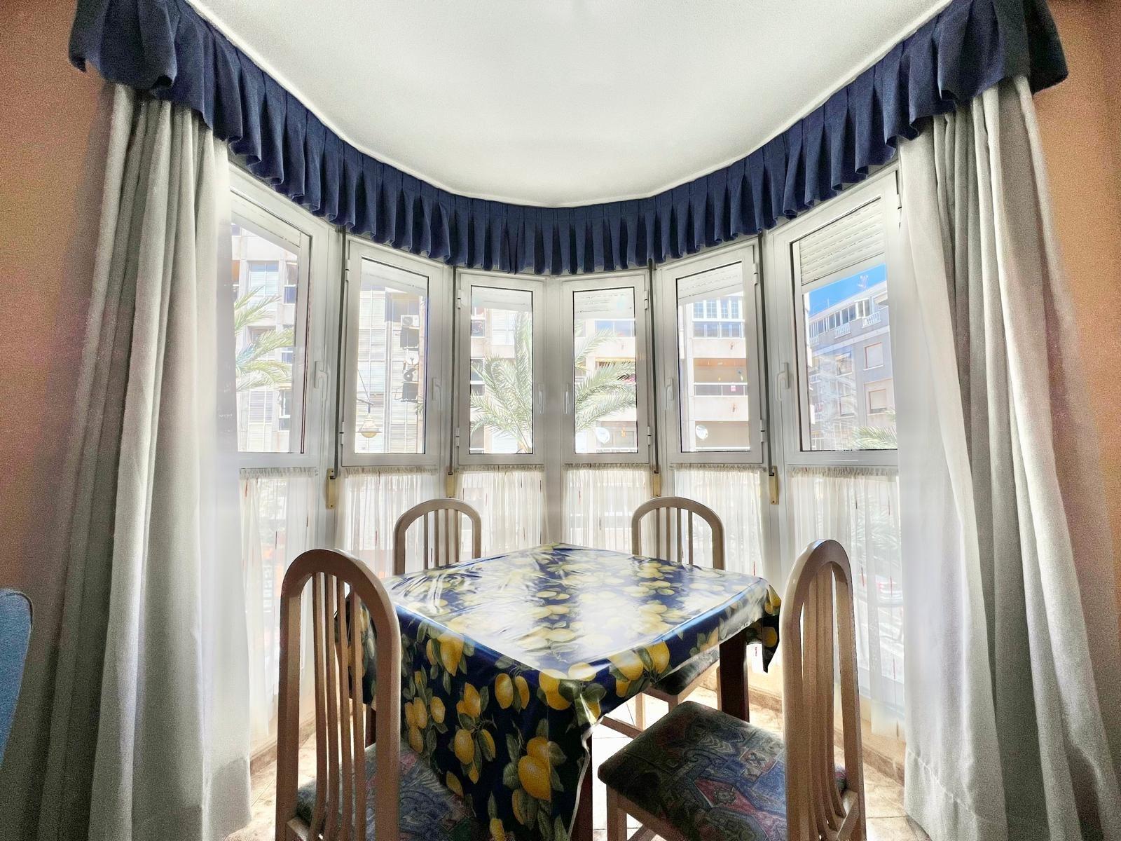Wohnung in Torrevieja, Alicante, Spanien 2 Schlafzimmer, 72 m2 Nr. 182999