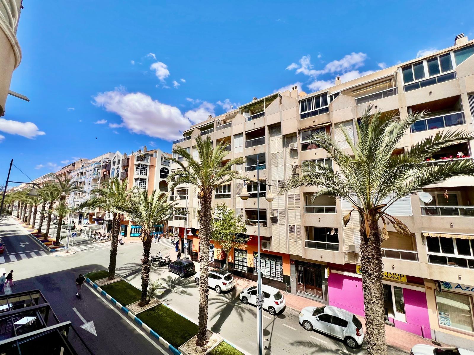 Wohnung in Torrevieja, Alicante, Spanien 2 Schlafzimmer, 72 m2 Nr. 182999