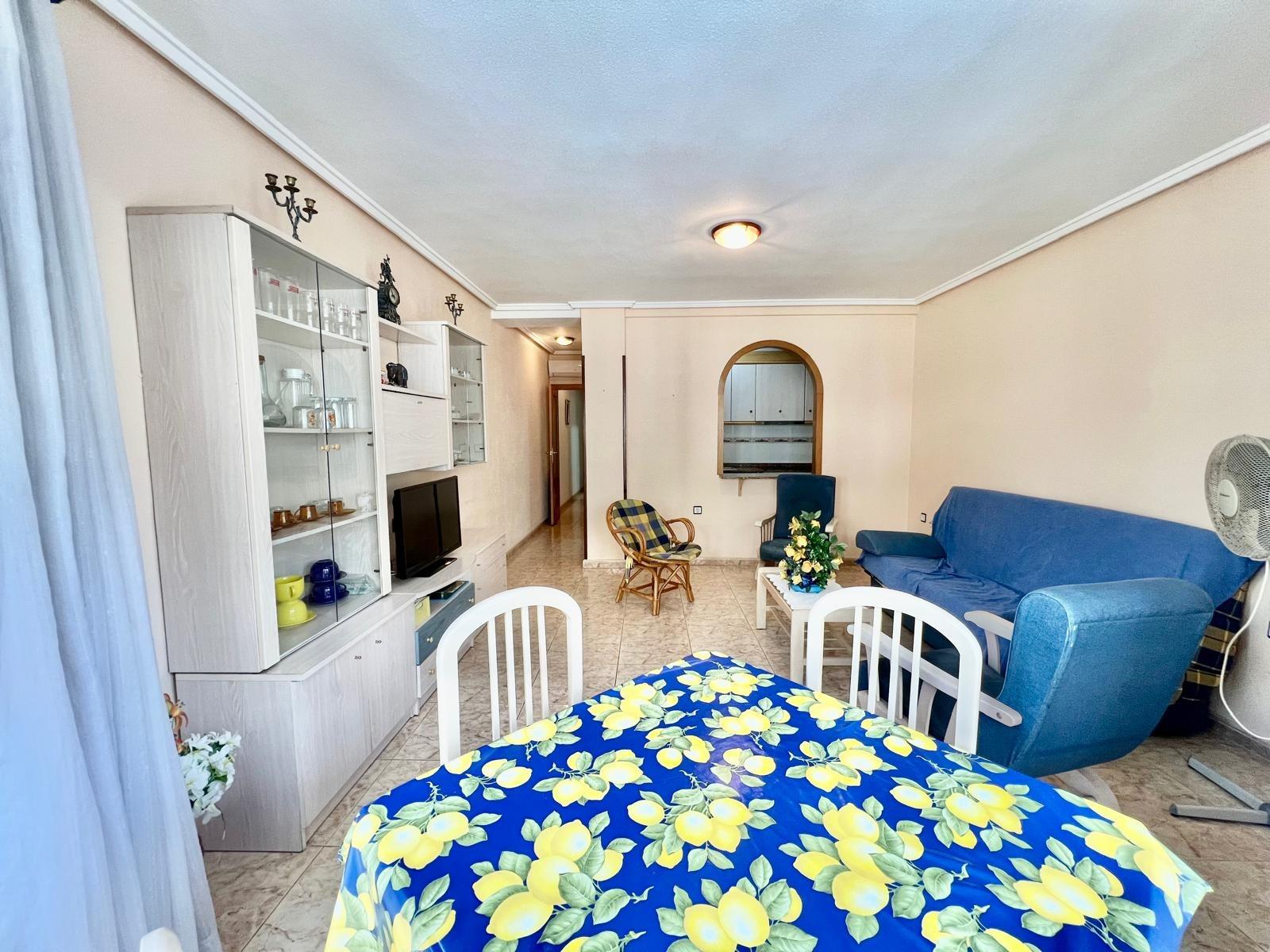 Wohnung in Torrevieja, Alicante, Spanien 2 Schlafzimmer, 72 m2 Nr. 182999