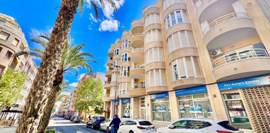Wohnung in Torrevieja, Alicante, Spanien 2 Schlafzimmer, 72 m2 Nr. 182999