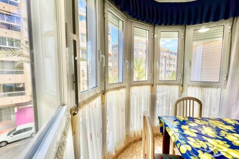 Wohnung zum Verkauf in Torrevieja, Alicante, Spanien 2 Schlafzimmer, 72 m2 Nr. 182999 - Foto 16