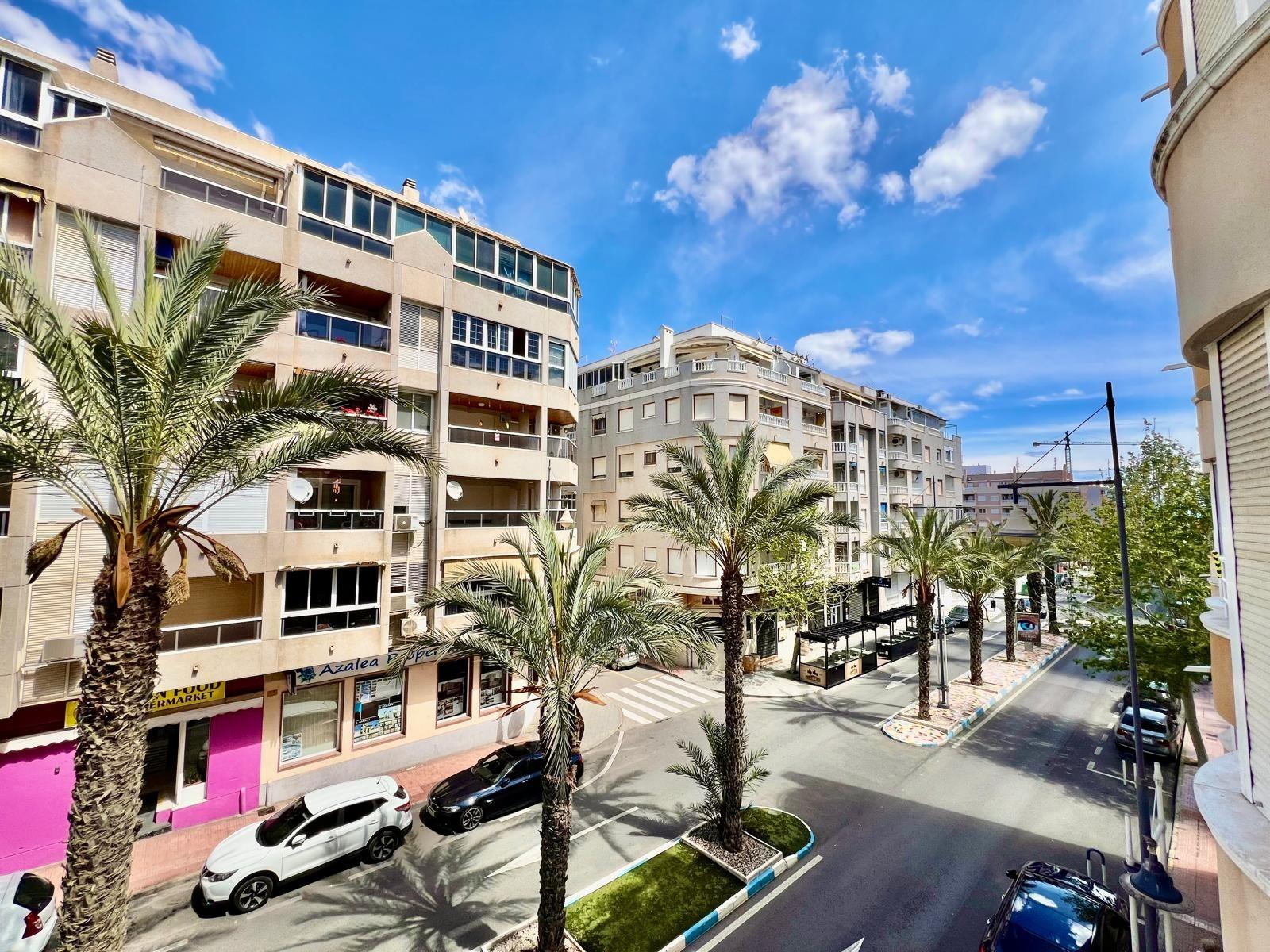 Wohnung in Torrevieja, Alicante, Spanien 2 Schlafzimmer, 72 m2 Nr. 182999