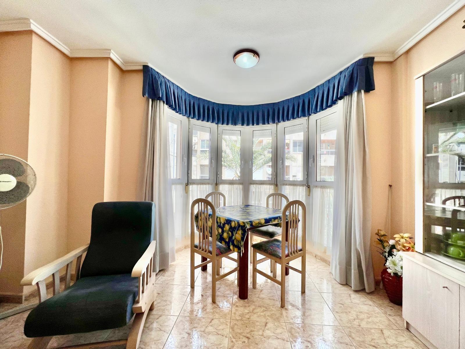 Wohnung in Torrevieja, Alicante, Spanien 2 Schlafzimmer, 72 m2 Nr. 182999