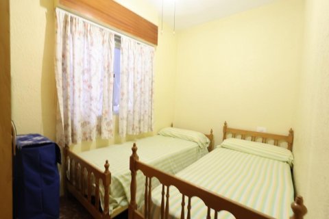 Apartment for sale in Torrevieja, Alicante, Spain 3 bedrooms, 85 sq.m. No. 182996 - photo 11