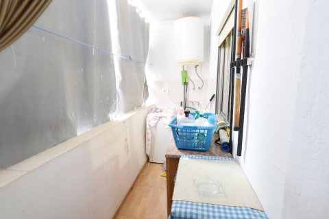 Apartment for sale in Torrevieja, Alicante, Spain 3 bedrooms, 85 sq.m. No. 182996 - photo 8