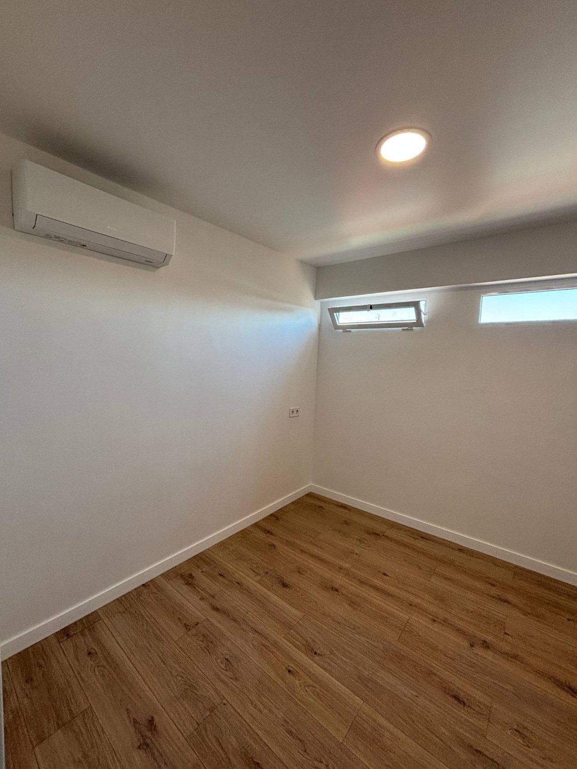 Apartment à Manises, Valencia, Espagne 3 chambres, 63 m2 No. 183002