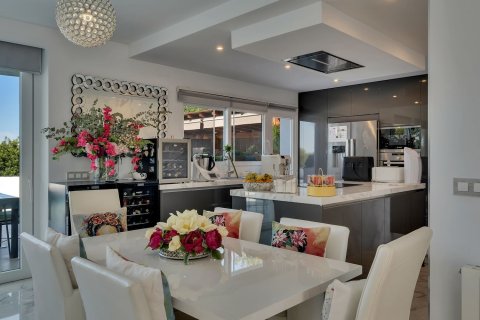 Villa en venta en Jávea, Alicante, España 3 dormitorios, 207 m2 No. 180255 - foto 8