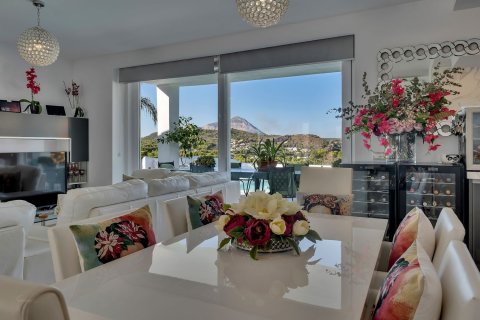 Villa en venta en Jávea, Alicante, España 3 dormitorios, 207 m2 No. 180255 - foto 6