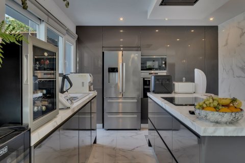 Villa en venta en Jávea, Alicante, España 3 dormitorios, 207 m2 No. 180255 - foto 9