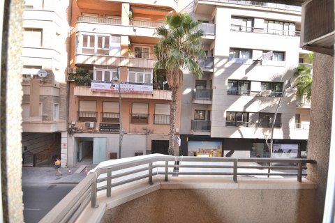 Dzīvoklis pārdošanā Torrevieja, Alicante, Spānijā 7 istabas, 200 m2 Nr. 115402 - attēls 18