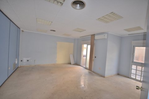 Dzīvoklis pārdošanā Torrevieja, Alicante, Spānijā 7 istabas, 200 m2 Nr. 115402 - attēls 17