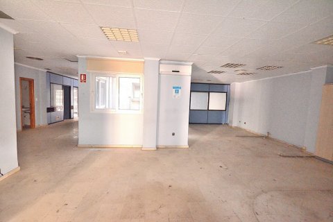 Dzīvoklis pārdošanā Torrevieja, Alicante, Spānijā 7 istabas, 200 m2 Nr. 115402 - attēls 29
