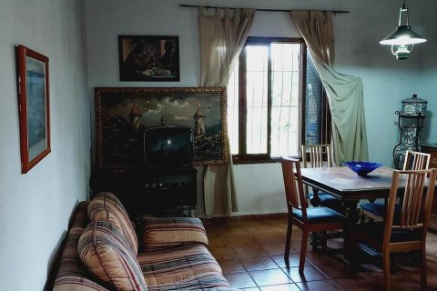 Villa till salu Punta Prima, Alicante, Spanien 4 sovrum, 110 kvm. Nr. 115398 - foto 9