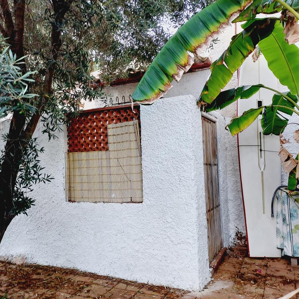 Villa in Punta Prima, Alicante, Spain 4 bedrooms, 110 sq.m. No. 115398